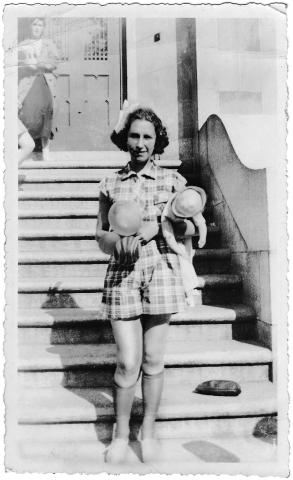 Ethel on steps
